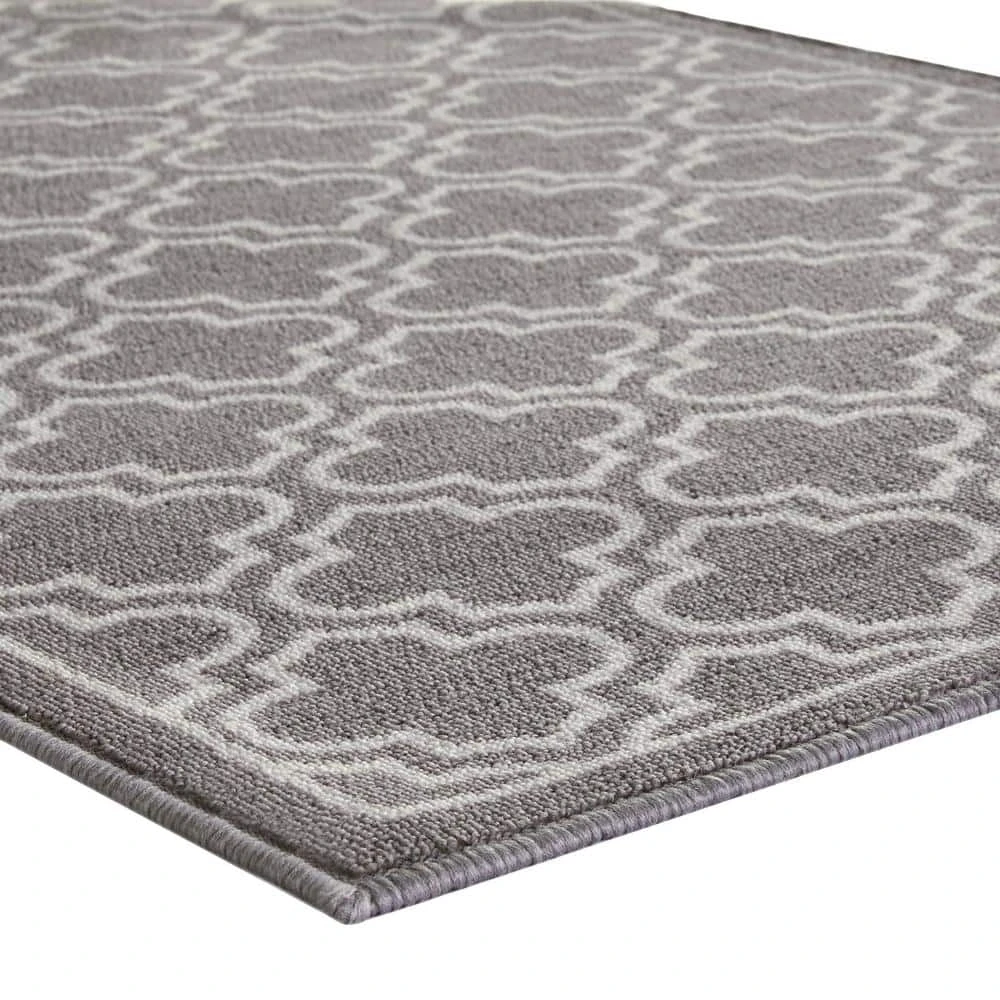 Trellis Grey 2 ft. 6 in. x 4 ft. Accent Rug by TrafficMaster 6 Trellis Grey 2 ft. 6 in. x 4 ft. Accent Rug by TrafficMaster - Image 4