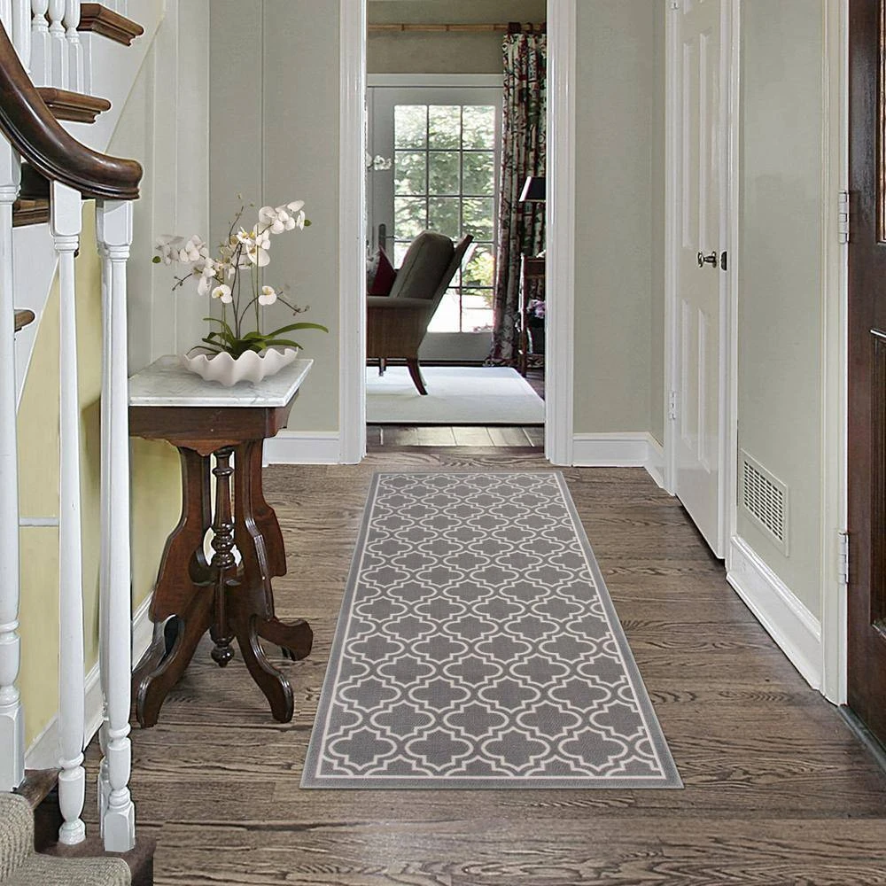 Trellis Grey 2 ft. 6 in. x 4 ft. Accent Rug by TrafficMaster 4 Trellis Grey 2 ft. 6 in. x 4 ft. Accent Rug by TrafficMaster - Image 2