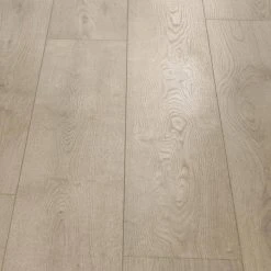 Oak Knoll 7-1/2 in. W Water Resistant Laminate Wood Flooring (947.6 sq. ft./pallet) by TrafficMaster 9 Oak Knoll 7-1/2 in. W Water Resistant Laminate Wood Flooring (947.6 sq. ft./pallet) by TrafficMaster -TrafficMaster || Addison Rugs Sales oak knoll trafficmaster laminate wood flooring tm3p 4f 1000